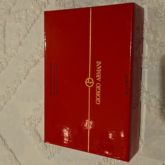 Giorgio Armani eyes to kill eccentrico pallete NEW in box - Picture 2 of 5